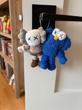 Plush Keychain Pair - Kaws